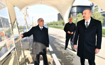 Bakı Ağ Şəhərin Mərkəzi Park Kvartalında bir sıra infrastruktur obyektlərinin inşası tamamlanıb.  Prezident İlham Əliyev görülən işlərlə tanış olub, Qarabağ Atları Kompleksinin təməlini qoyub