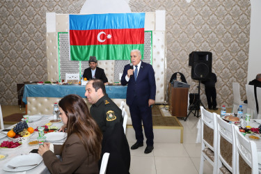 Xətai rayonunda Ulu Öndərin anım günü ilə əlaqədar ehsan süfrəsi açılıb