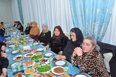 Xətai rayonunda Aprel şəhidlərinin anım günü ilə əlaqədar ehsan süfrəsi təşkil olundu