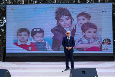 Xətai rayonunda "1 İyun-Uşaqların Beynəlxalq Müdafiəsi Günü " ilə bağlı möhtəşəm konsert proqramı təşkil olunub+Video
