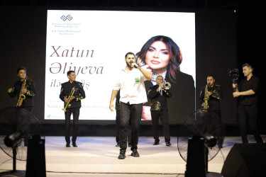 Xətai rayonunda müğənni Xatun Əliyevanın konserti təşkil olunub