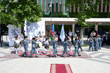 Xətai rayonunda “Azərbaycanım” mövzusunda VII Uşaq və Gənc Rəsm Festivalı keçirilib