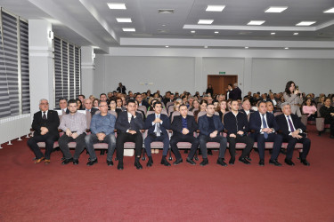 Xətai rayonunda Ulu Öndər Heydər Əliyevin anım günü ilə əlaqədar “Vətənə, xalqa həsr edilən şərəfli ömür” mövzusunda tədbir keçirilib