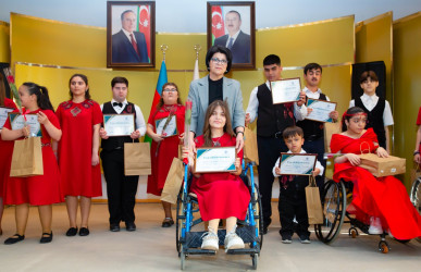 Xətai rayonunda 1 İyun - Uşaqların Beynəlxalq Müdafiəsi Günü münasibətilə xüsusi qayğıya ehtiyacı olan uşaqların iştirakı ilə “Fərqli fərdlər” adlı tədbir keçirilib.