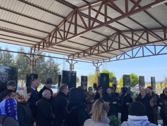 Birinci Qarabağ müharibəsində itkin düşmüş şəhid Hüseynov Mübariz Sabəddin oğlunun dəfnindən 1 il ötür