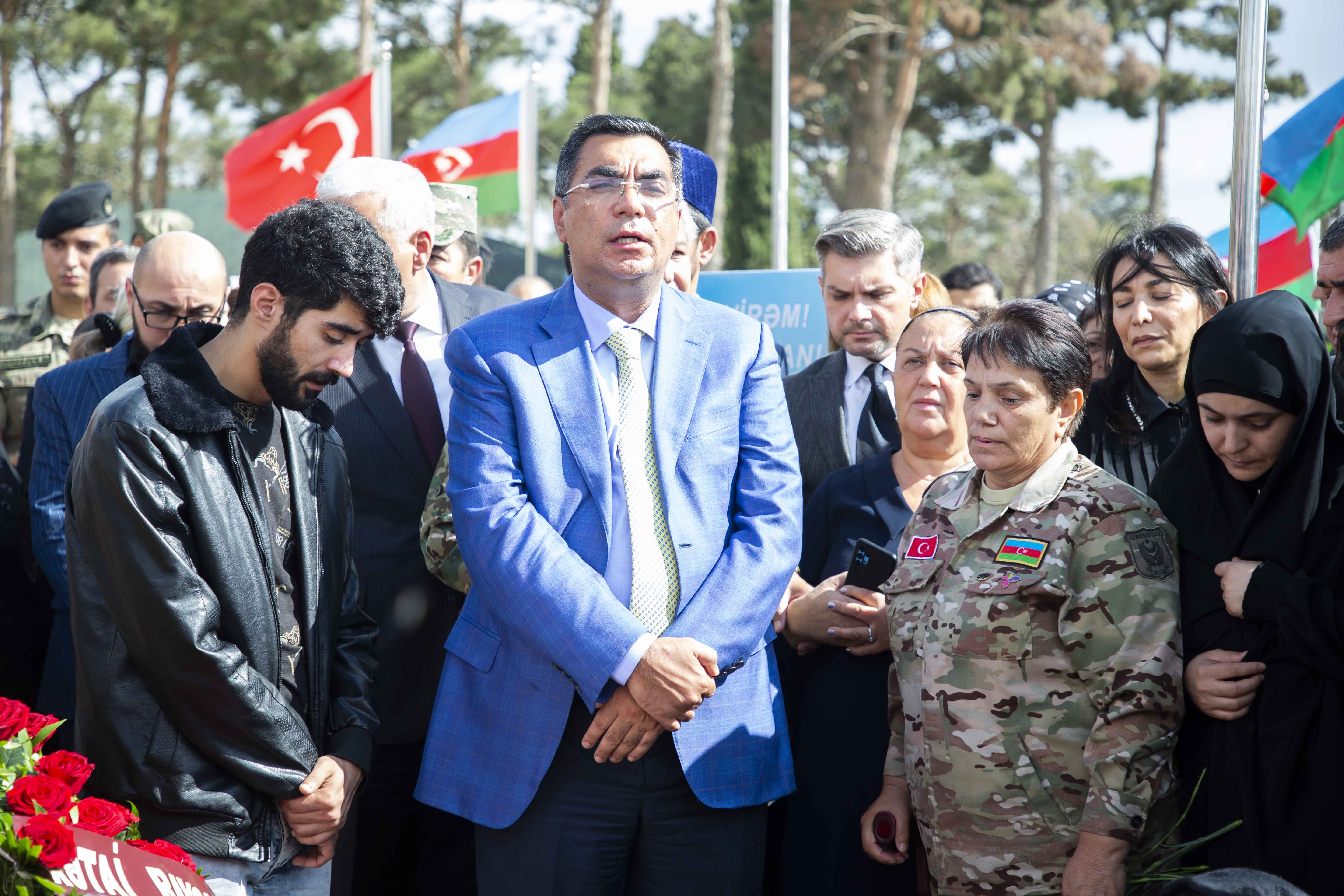 Xətai RİH başçısı Rafiq Quluyev şəhid ailələrinə, qazilərə, veteranlara daim diqqət və qayğı göstərir - ÖZƏL 