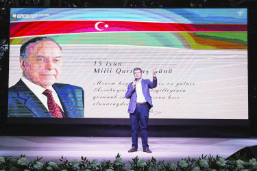 Xətai rayonunda “15 iyun-Azərbaycan tarixində dönüş nöqtəsi” adlı möhtəşəm konsert proqramı təşkil olunub+ VİDEO