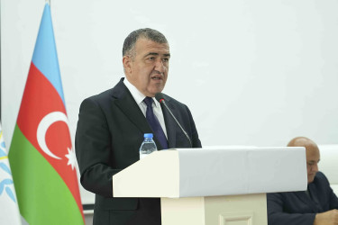 Xətai rayonunda YAP-ın VIII Qurultayında qarşıya qoyulan vəzifələrlə bağlı müşavirə keçirilib.+VİDEO