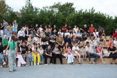 Xətai rayonunda Nizami parkında sakinlər üçün konsert proqramı təşkil olunub
