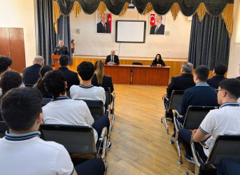 Xətai rayonunda narkomaniya ilə mübarizəyə həsr olunmuş silsilə tədbirlər keçirilib.