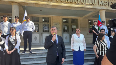 Xətai rayon məktəblərində "Son Zəng" çalındı