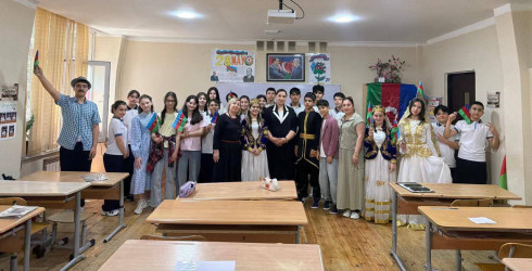 Xətai rayon ümumtəhsil məktəblərində 28 May – Müstəqillik Günü münasibətilə silsilə tədbirlər keçirilib