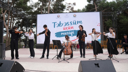Xətai rayonunda gənc istedadların“Təbəssüm üçün musiqi” adlı konserti keçirilib+VİDEO