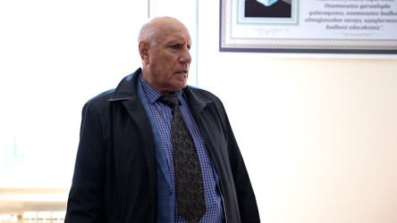 Rayon İcra Hakimiyyətinin başçısı 56 saylı tam orta məktəbdə vətəndaşlarla görüşüb