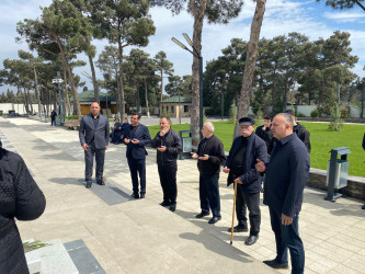 Vətən Müharibəsi şəhidləri İbrahimli Xeyrulla Mais oğlu və Rəhimli Kamil Vəli oğlunun məzarları ziyarət edilib