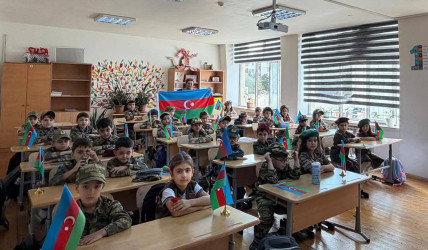 Xətai rayonunda təhsil və mədəniyyət müəssisələrində 27 Sentyabr – Anım Günü ilə əlaqədar silsilə tədbirlər keçirilib