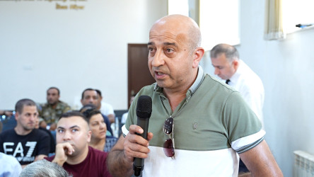 257 nömrəli məktəbdə RİH başçısının səyyar qəbulu keçirildi