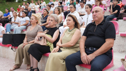 Xətai rayonunda gənc istedadların“Təbəssüm üçün musiqi” adlı konserti keçirilib+VİDEO
