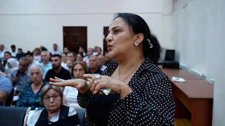 Rayon İcra Hakimiyyətinin başçısı 86 saylı tam orta məktəbdə vətəndaşlarla görüşü təşkil olunub
