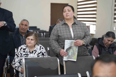 Rayon İcra Hakimiyyətinin başçısı 95 saylı tam orta məktəbdə vətəndaşlarla görüşüb