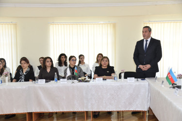 Xətai rayonunda “Məktəb ictimai müzakirədə” layihəsi çərçivəsində növbəti görüş keçirilib