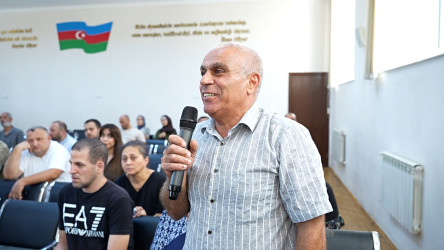 257 nömrəli məktəbdə RİH başçısının səyyar qəbulu keçirildi