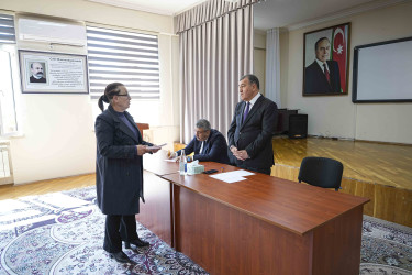 Rayon İcra Hakimiyyətinin başçısı 56 saylı tam orta məktəbdə vətəndaşlarla görüşüb