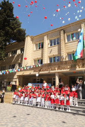 Xətai rayon ümumtəhsil məktəblərində "1 iyun-Uşaqların Beynəlxalq Müdafiəsi Günü" ilə bağlı silsilə tədbirlər keçirilb