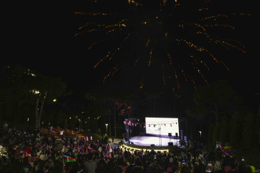Xətai rayonunda “15 iyun-Azərbaycan tarixində dönüş nöqtəsi” adlı möhtəşəm konsert proqramı təşkil olunub+ VİDEO