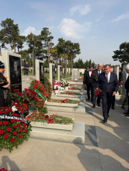 Vətən Müharibəsi Qəhrəmanı Ceyhun Həsənovun məzarı ziyarət edilib