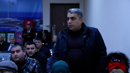 Rayon İcra Hakimiyyətinin başçısı 116 saylı tam orta məktəbdə vətəndaşlarla görüşüb