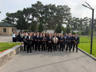 Vətən Müharibəsi şəhidi Ramaldanov Babək Meyvəddin oğlunun məzarı ziyarət edilib