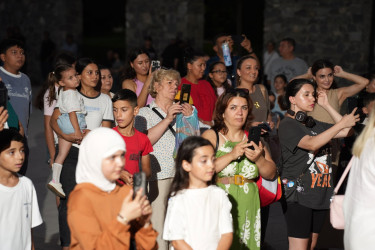 Xətai rayonu, Nizami parkında sakinlər üçün konsert proqramı təşkil olunub