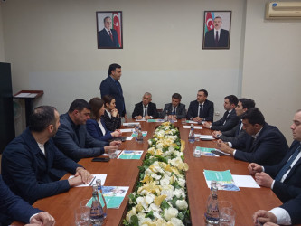 Xətai rayonunda sahibkarlıq fəaliyyətində şəffaflığın artırılması və süni maneələrin aradan qaldırılmasına dair tədbir keçirilib