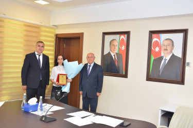 Xətai rayonunda "17 İyun – Tibb İşçilərinin Peşə Bayramı Günü" münasibətilə dəyirmi masa keçirilib.