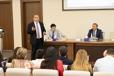 Xətai Rayon İcra Hakimiyyətində “Mülkiyyət hüququnun qorunması və Avropa Konvensiyası” mövzusunda təlim keçirilib