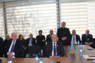 Xətai rayon Ağsaqqallar Şurası Ulu Öndər Heydər Əliyevə həsr olunmuş tədbir keçirib