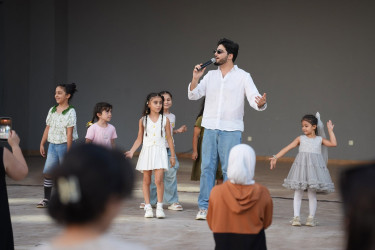 Xətai rayonu, Nizami parkında sakinlər üçün konsert proqramı təşkil olunub