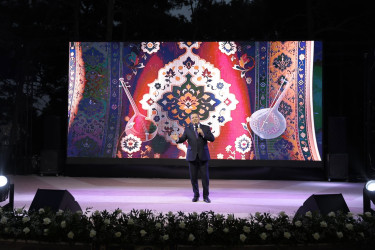 Xətai rayonunda "26 avqust-Beynəlxalq Azərbaycan Muğamı və Musiqisi Günü" münasibətilə muğam axşamı təşkil olunub+VİDEO