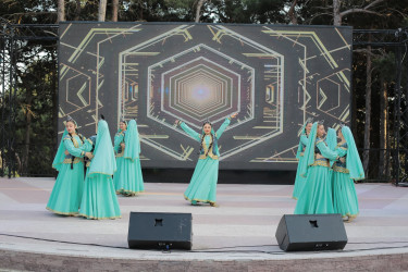 Xətai rayonunda "Səma” rəqs qrupunun “Musiqili Bakı” adlı konsert proqramı təşkil olunub+VİDEO