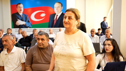 55 nömrəli məktəbdə RİH başçısının səyyar qəbulu keçirildi