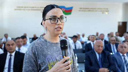 257 nömrəli məktəbdə RİH başçısının səyyar qəbulu keçirildi