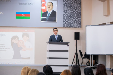 59 nömrəli məktəbdə “Ailə ənənələrinin möhkəmləndirilməsi” mövzusunda maarifləndirici tədbir təşkil olunub