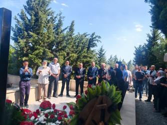 Şəhid polis Məmmədov Rasim Oqtay oğlunun məzarı ziyarət edilib.