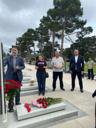 15.06.2026-ci il tarixdə Vətən Müharibəsi şəhidi Rzazadə Həsən Vüqar oğlunun doğum günündə  məzarı ziyarət edilib