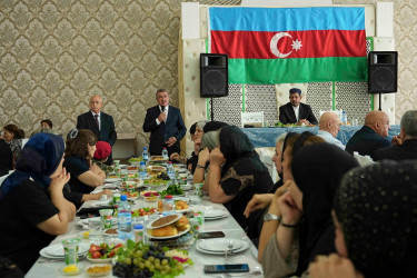 27 Sentyabr – Anım Günü ilə əlaqədar Xətai rayonunda ağacəkmə aksiyası keçirilib və ehsan süfrəsi təşkil olunub