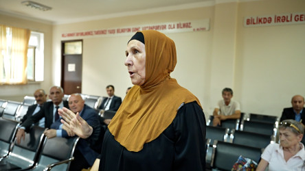 48 nömrəli məktəbdə RİH başçısının səyyar qəbulu keçirildi