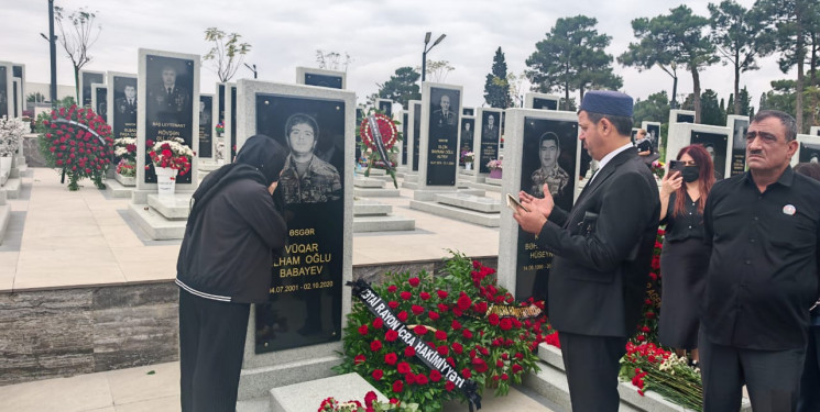 2 oktyabr 2026-cı il tarixində Vətən Müharibəsi şəhidi Babayev Vüqar İlham oğlunun məzarı ziyarət edilib