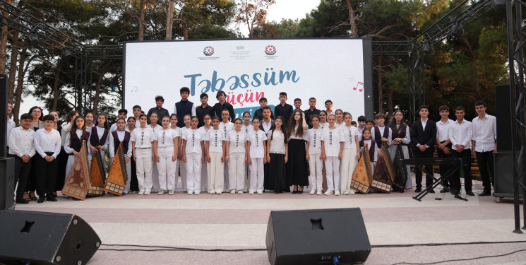 Xətai rayonunda gənc istedadların“Təbəssüm üçün musiqi” adlı konserti keçirilib+VİDEO