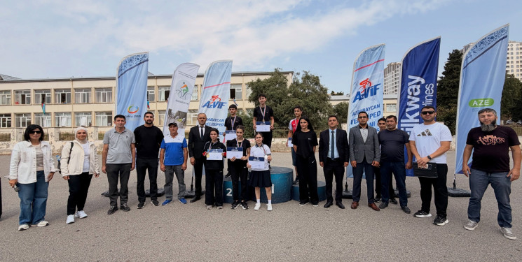 Xətai rayonunun məktəbliləri arasında velosiped yarışı keçirilib